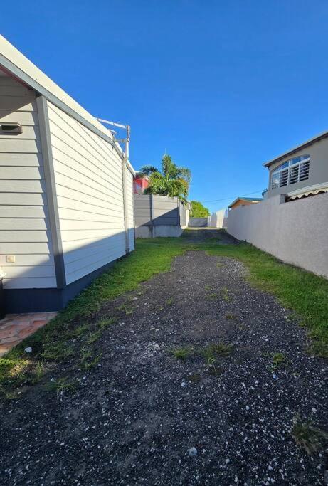 Bungalow Tout Confort & Piscine Privee - Helleux Sainte-Anne  Eksteriør bilde